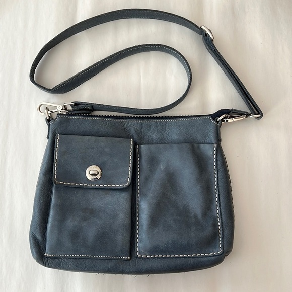 Roots Handbags - ROOTS l The Villager Crossbody Bag